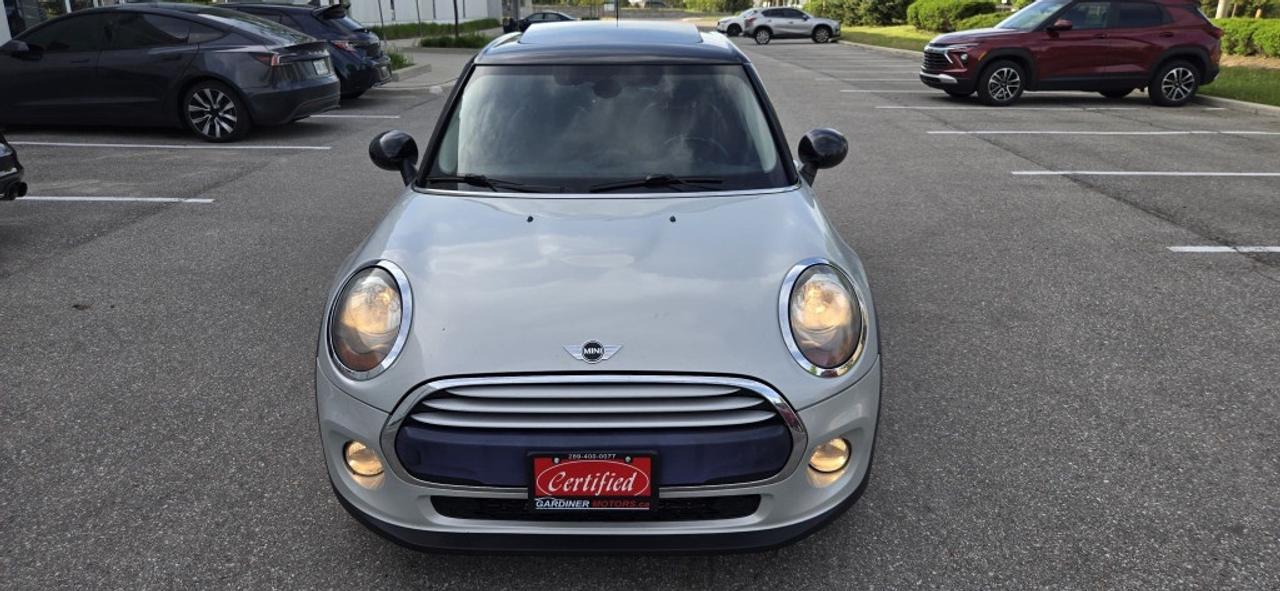 2015 MINI Cooper Hardtop 5dr Hatchback Photo