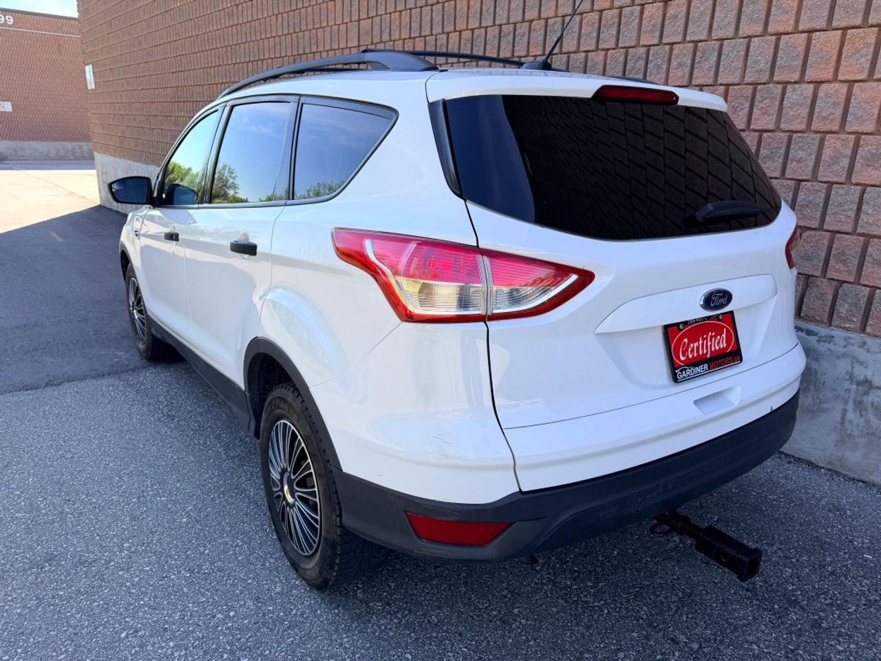 2015 Ford Escape S 4dr Front-wheel Drive Automatic Photo