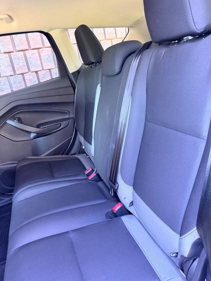 2015 Ford Escape S 4dr Front-wheel Drive Automatic Photo