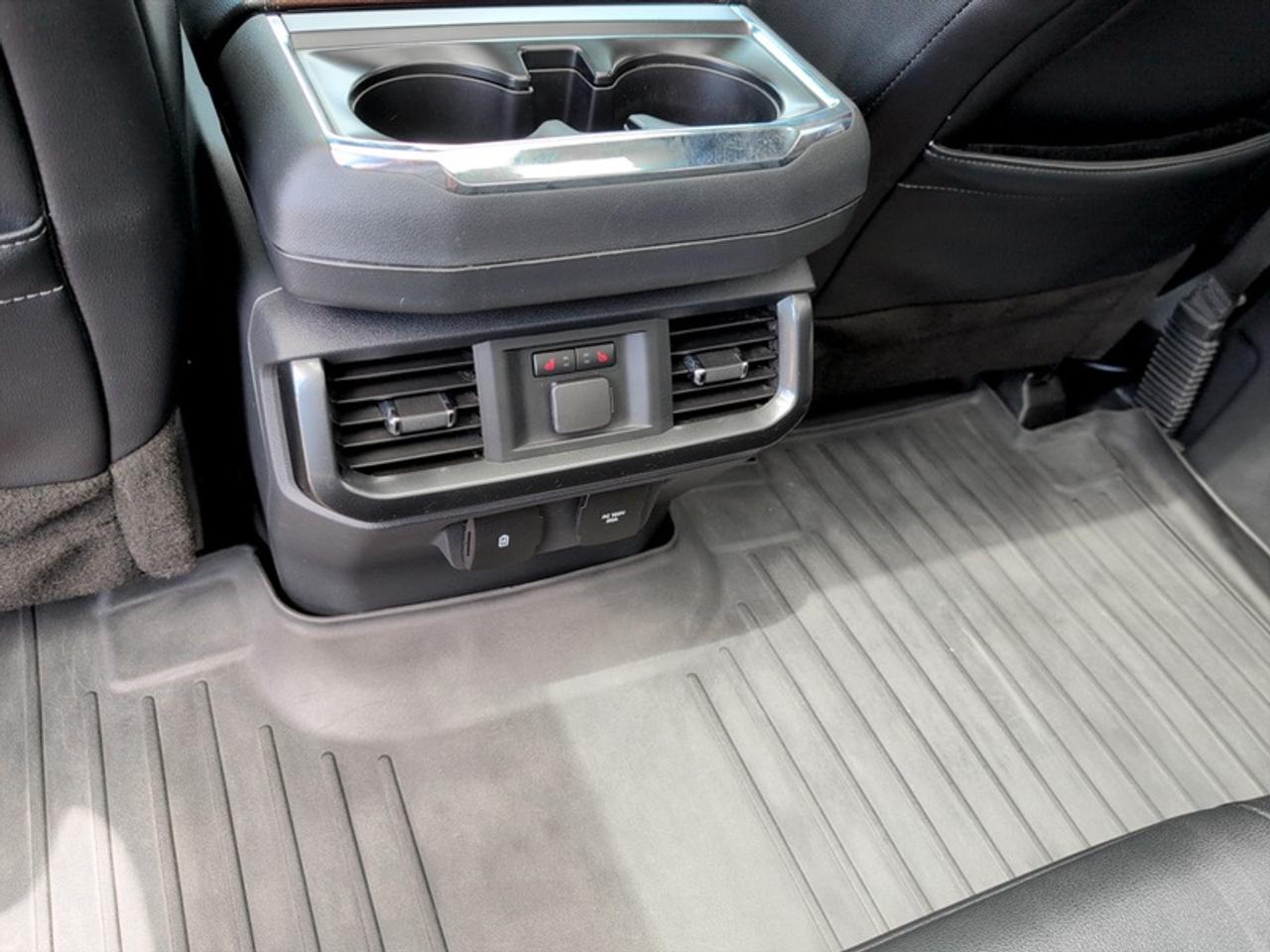 2022 Ford F-150 Lariat  **FX4 PKG - FULL HYBRID** Photo