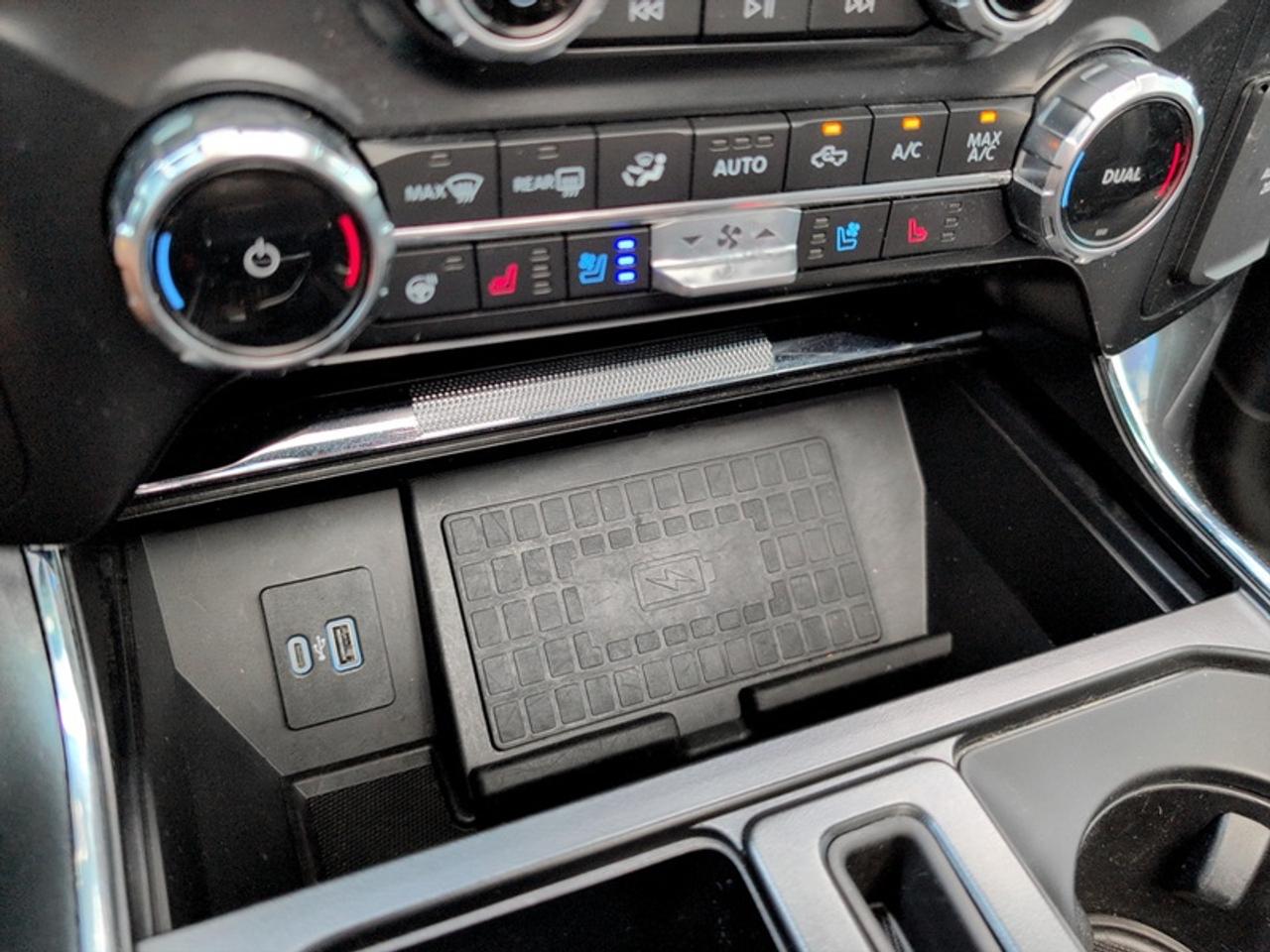 2022 Ford F-150 Lariat  **FX4 PKG - FULL HYBRID** Photo
