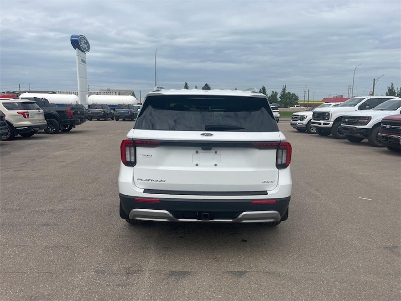 2026 Ford Explorer Platinum  - Leather Package Photo5