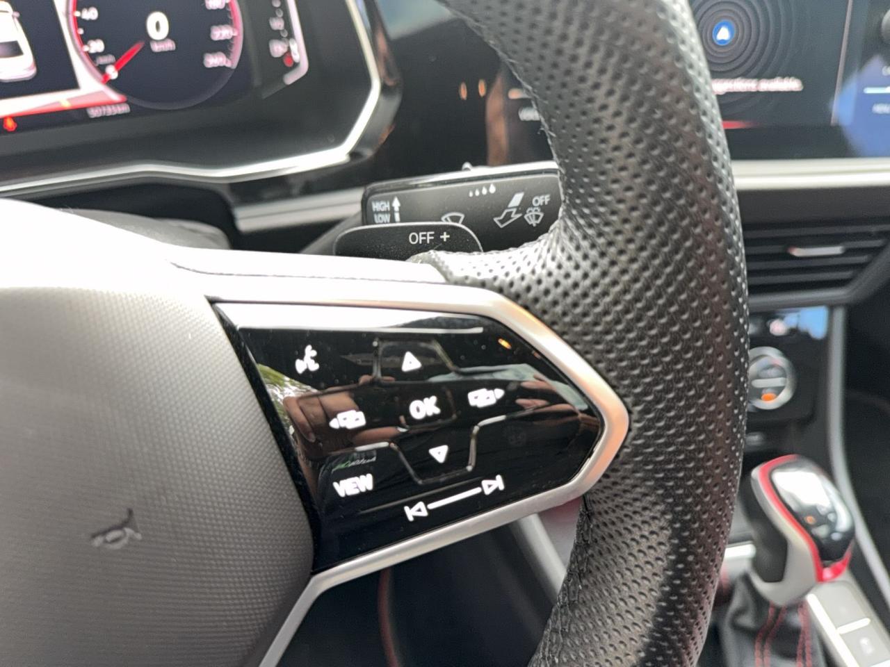 2023 Volkswagen Jetta GLI 2.0T -SUNROOF- BEATS AUDIO-HEATED COOLED LEATHER  SEATS - APPLE CARPLAY - ANDROID AUTO Photo