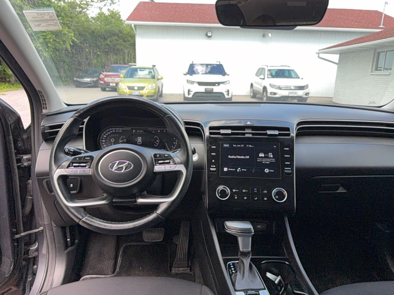 2023 Hyundai Tucson Factory warranty  -drive assist-heated steering &seats Photo