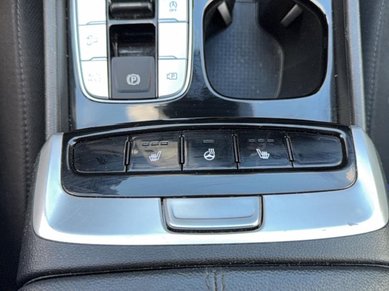 2023 Hyundai Tucson Factory warranty  -drive assist-heated steering &seats Photo