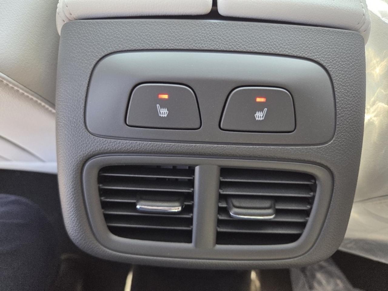 2026 Buick Envision Avenir  - Sunroof -  Cooled Seats Photo