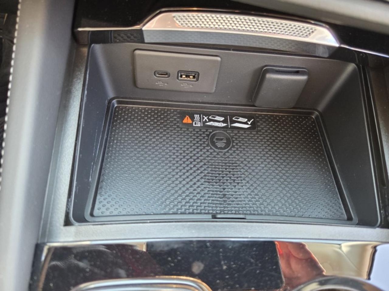 2026 Buick Envision Sport Touring  - Leather Seats Photo