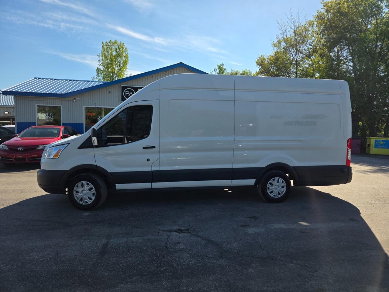 2018 Ford Transit  Photo
