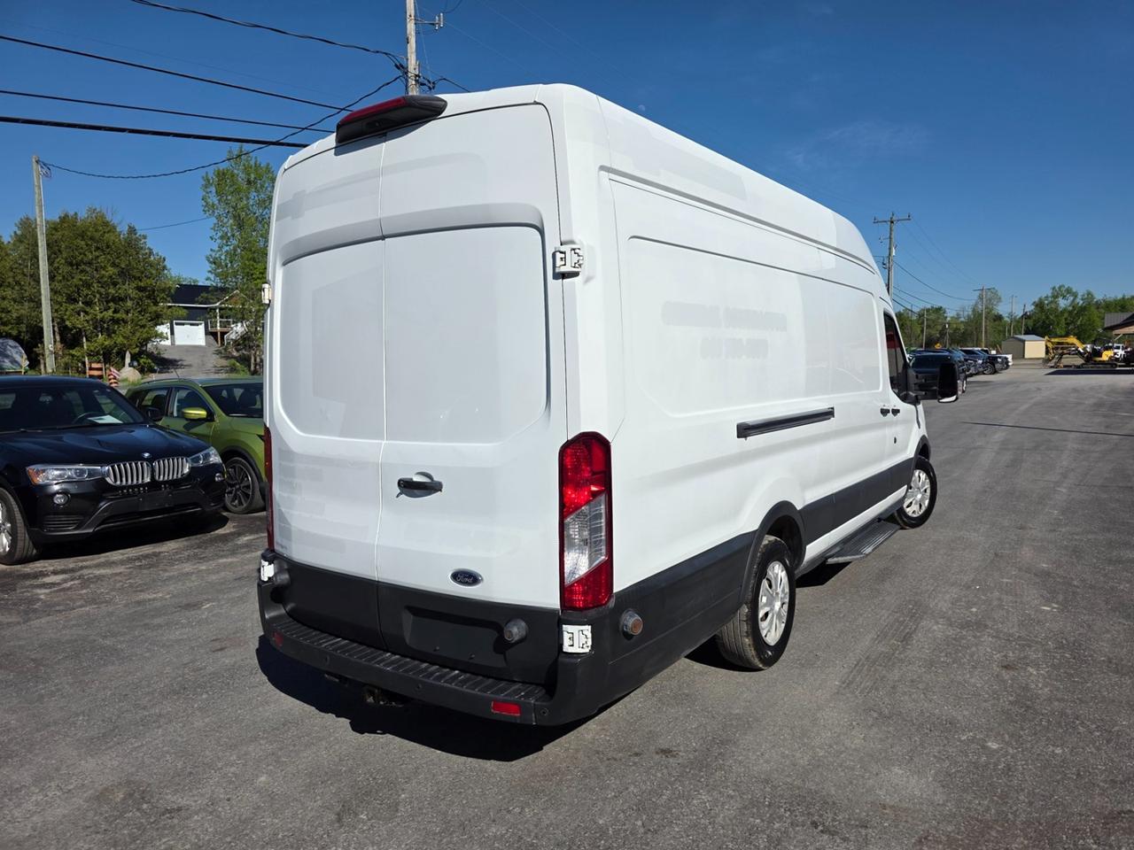 2018 Ford Transit  Photo