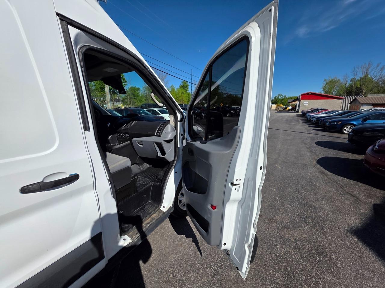 2018 Ford Transit  Photo
