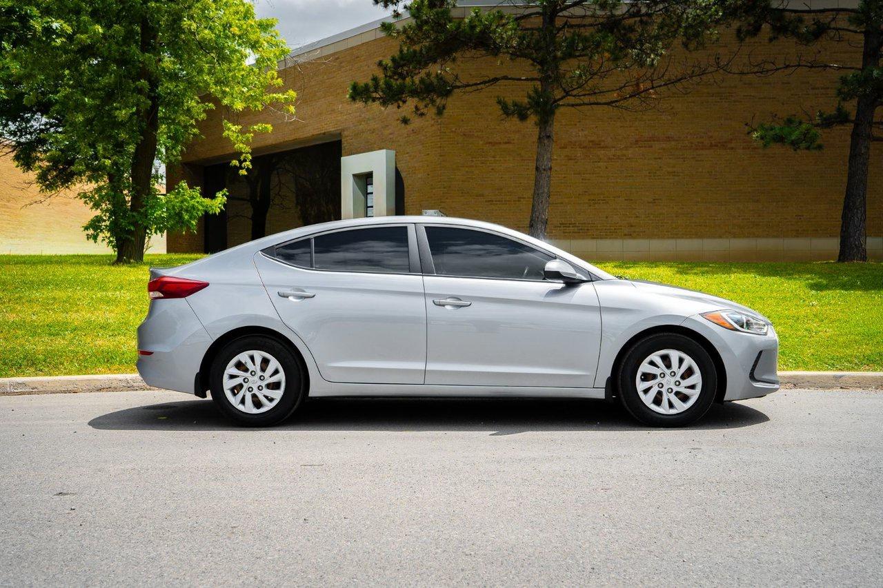 2017 Hyundai Elantra SE Photo