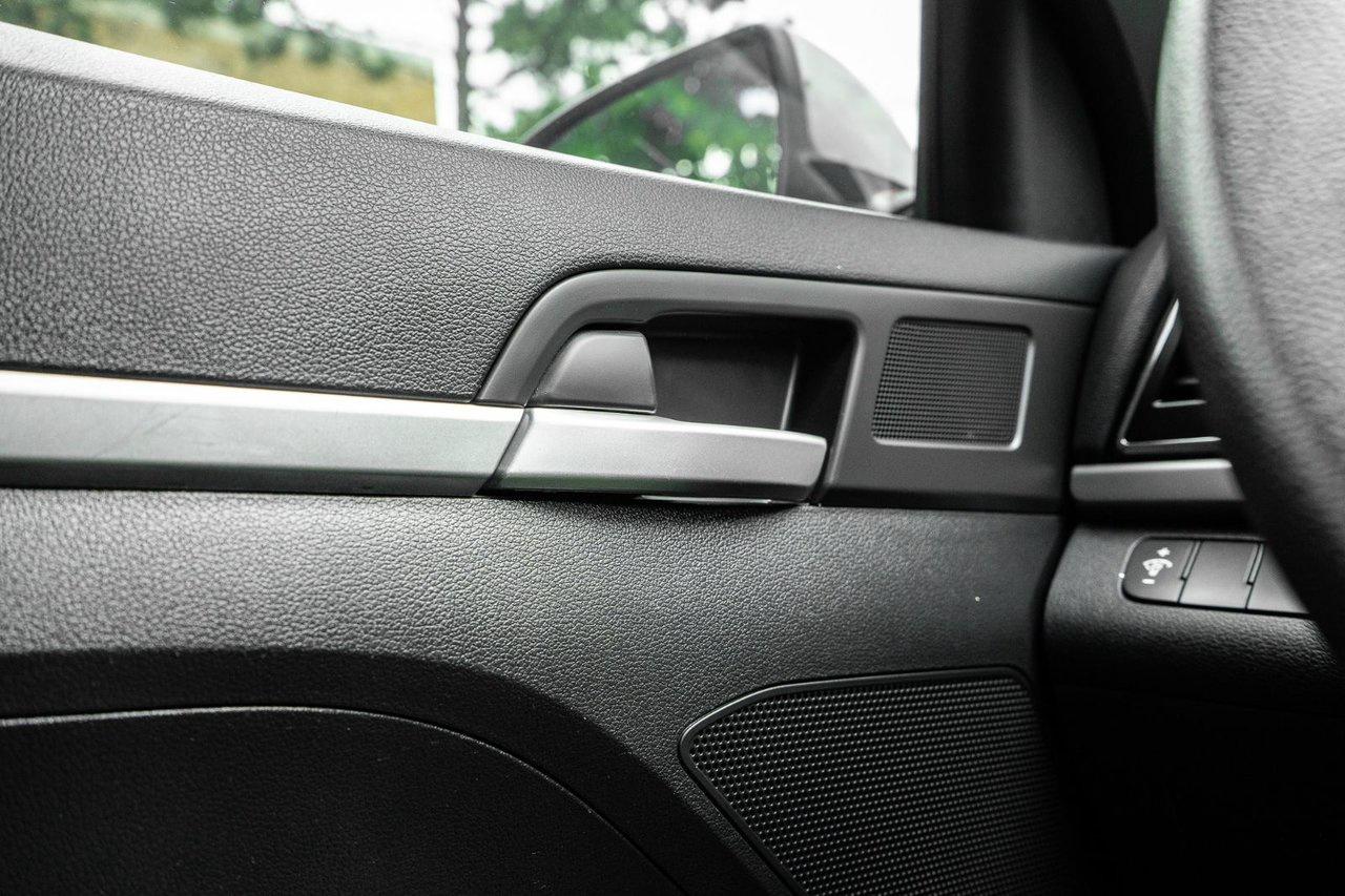 2017 Hyundai Elantra SE Photo