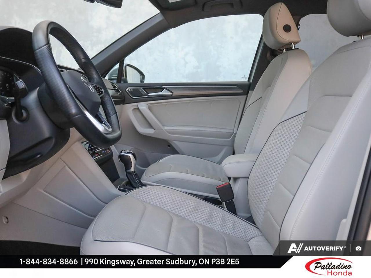 2024 Volkswagen Tiguan Highline R-line Photo