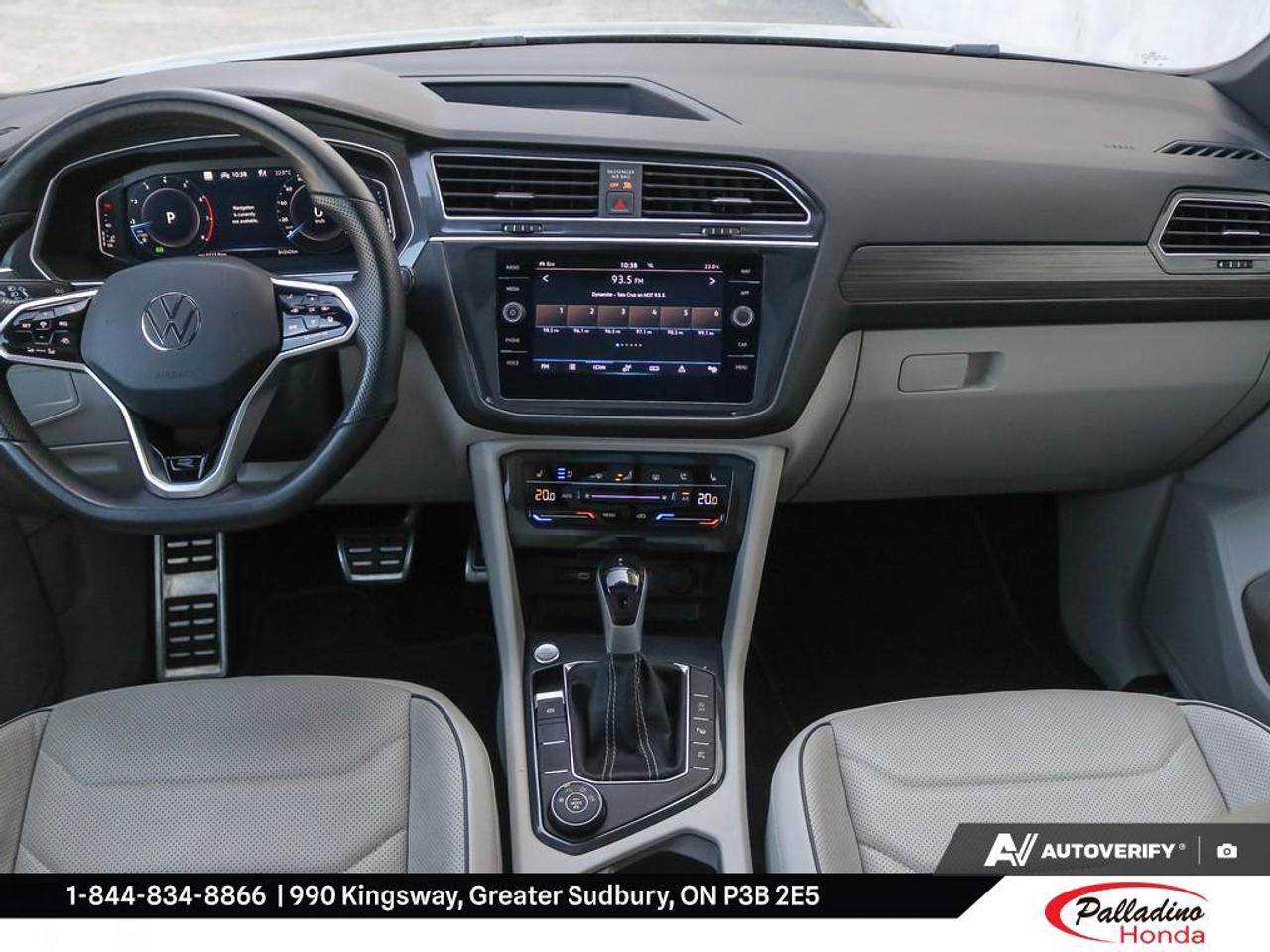 2024 Volkswagen Tiguan Highline R-line Photo