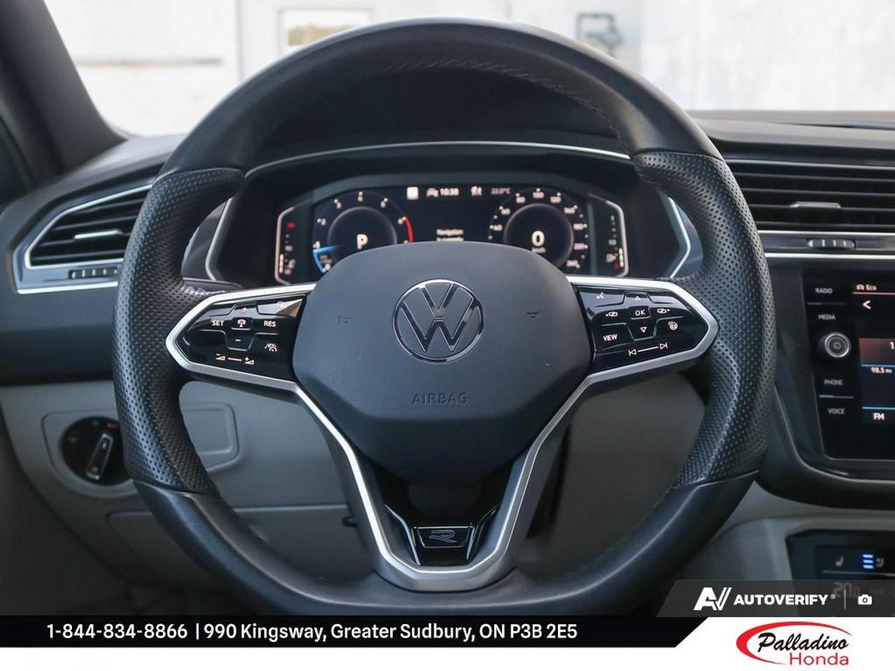 2024 Volkswagen Tiguan Highline R-line Photo