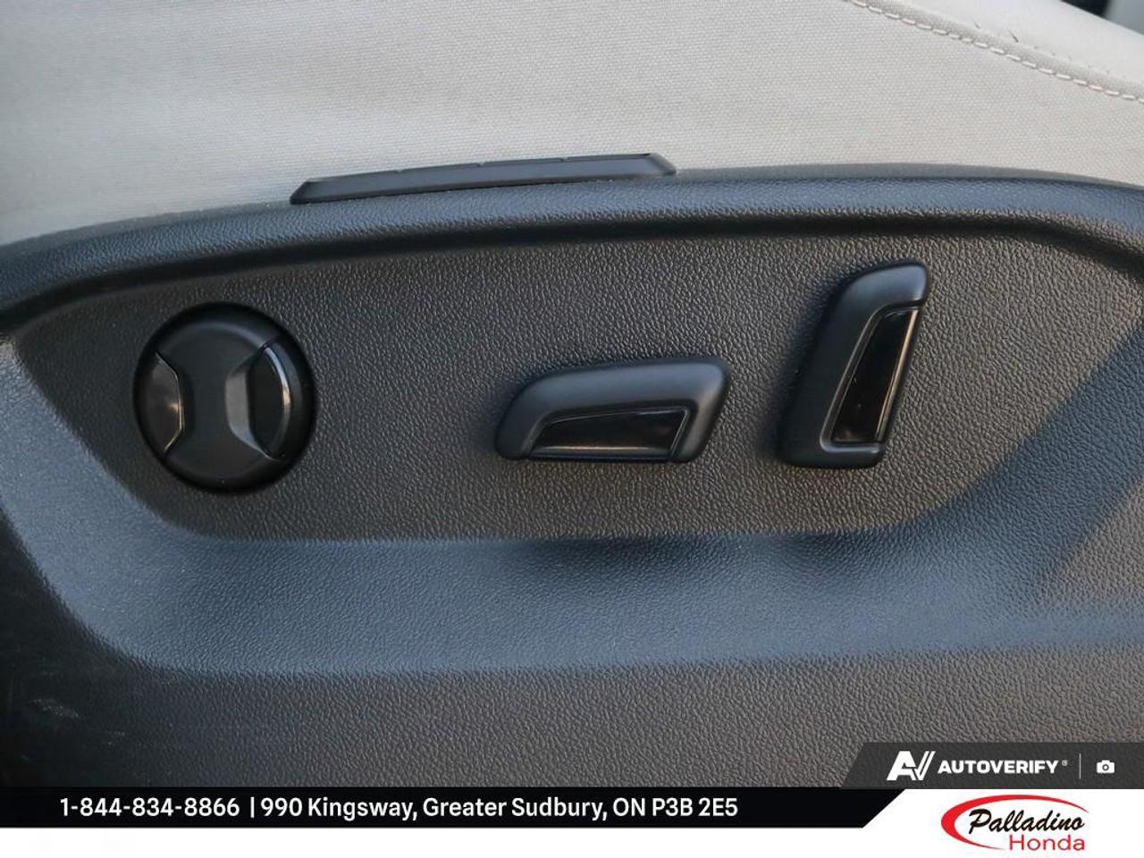 2024 Volkswagen Tiguan Highline R-line Photo
