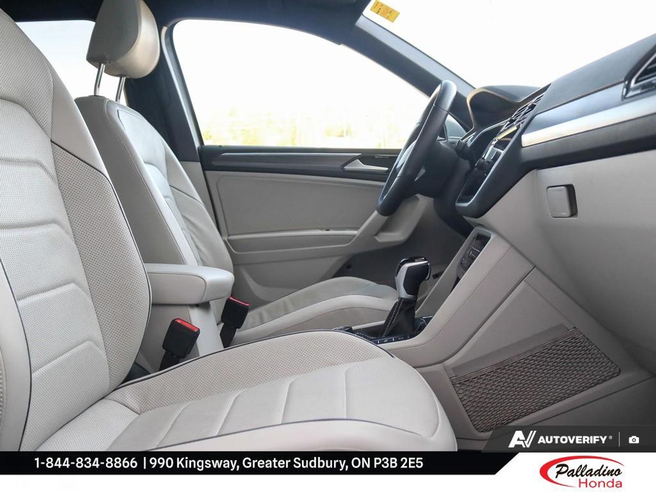 2024 Volkswagen Tiguan Highline R-line Photo