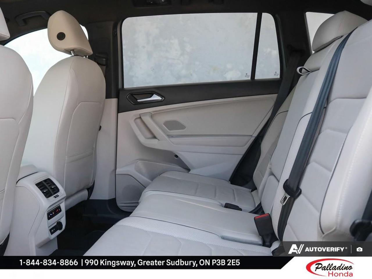 2024 Volkswagen Tiguan Highline R-line Photo