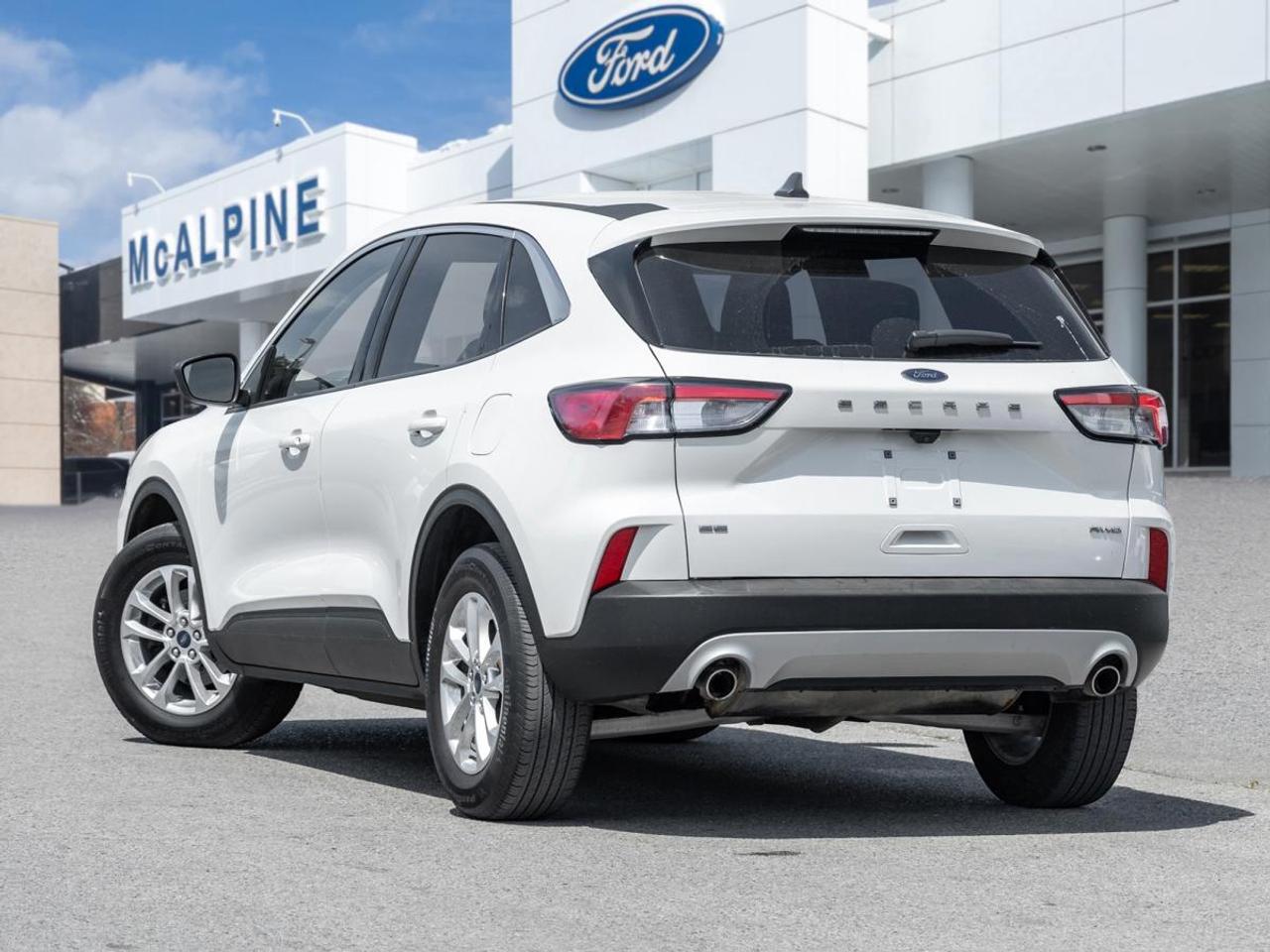 2022 Ford Escape SE Photo