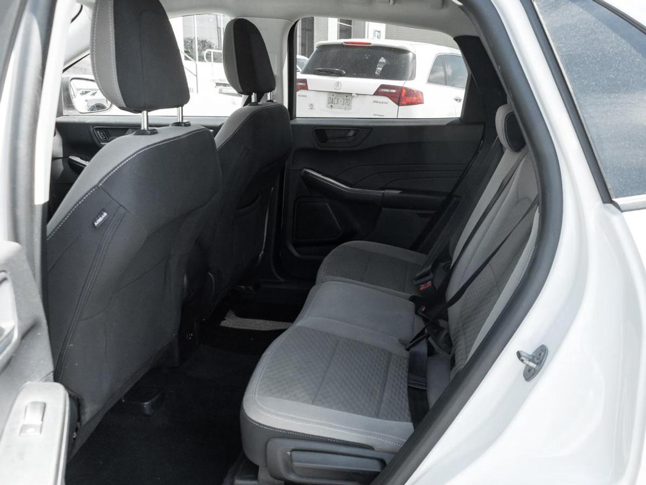 2022 Ford Escape SE Photo