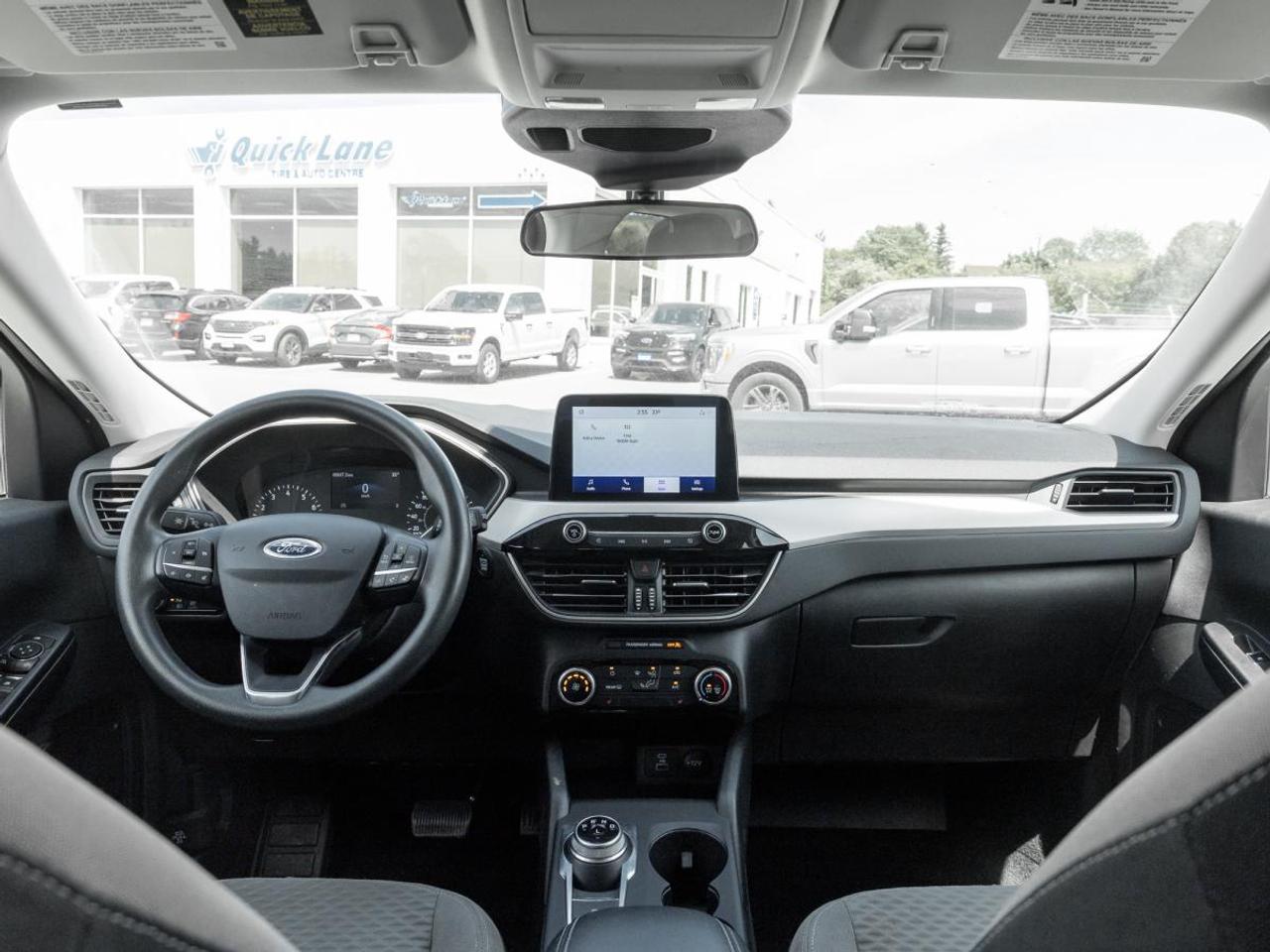 2022 Ford Escape SE Photo