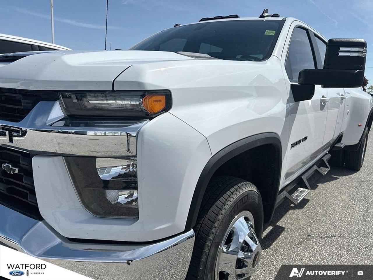 2023 Chevrolet Silverado 3500HD 4WD Crew Cab 172" LT Photo