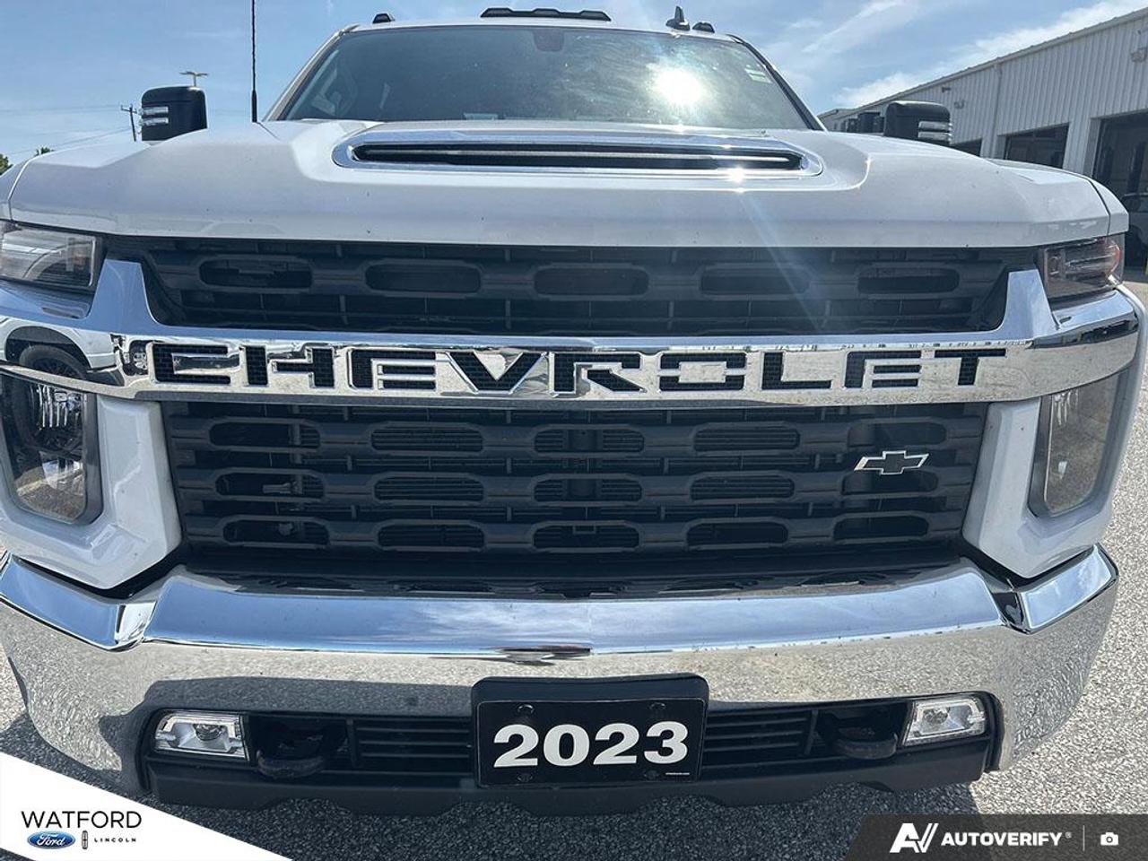 2023 Chevrolet Silverado 3500HD 4WD Crew Cab 172" LT Photo