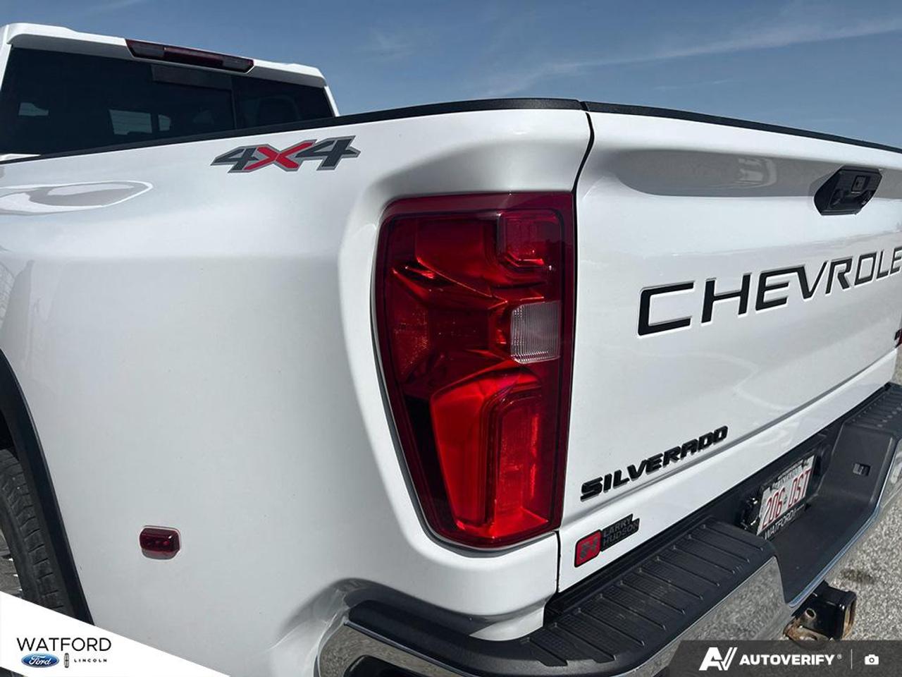 2023 Chevrolet Silverado 3500HD 4WD Crew Cab 172" LT Photo