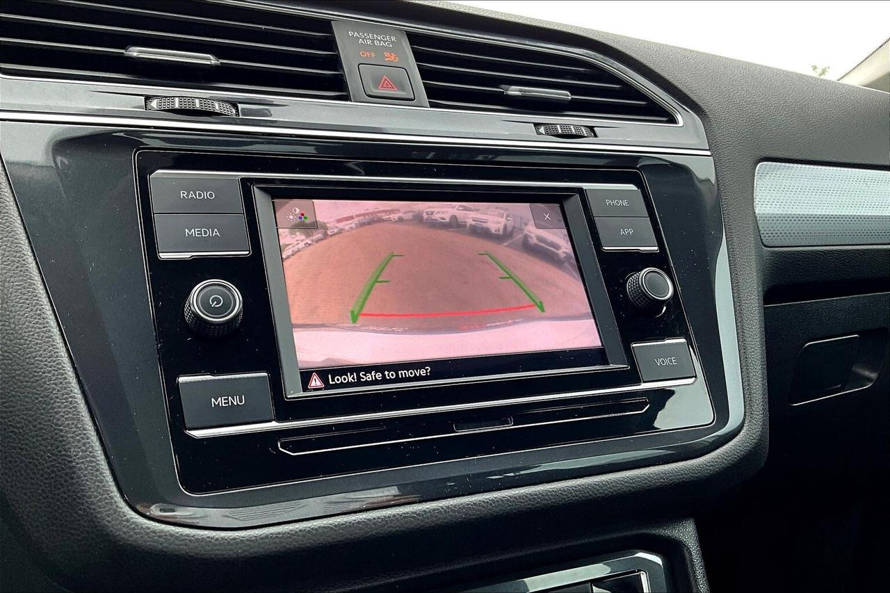 2024 Volkswagen Tiguan  Photo