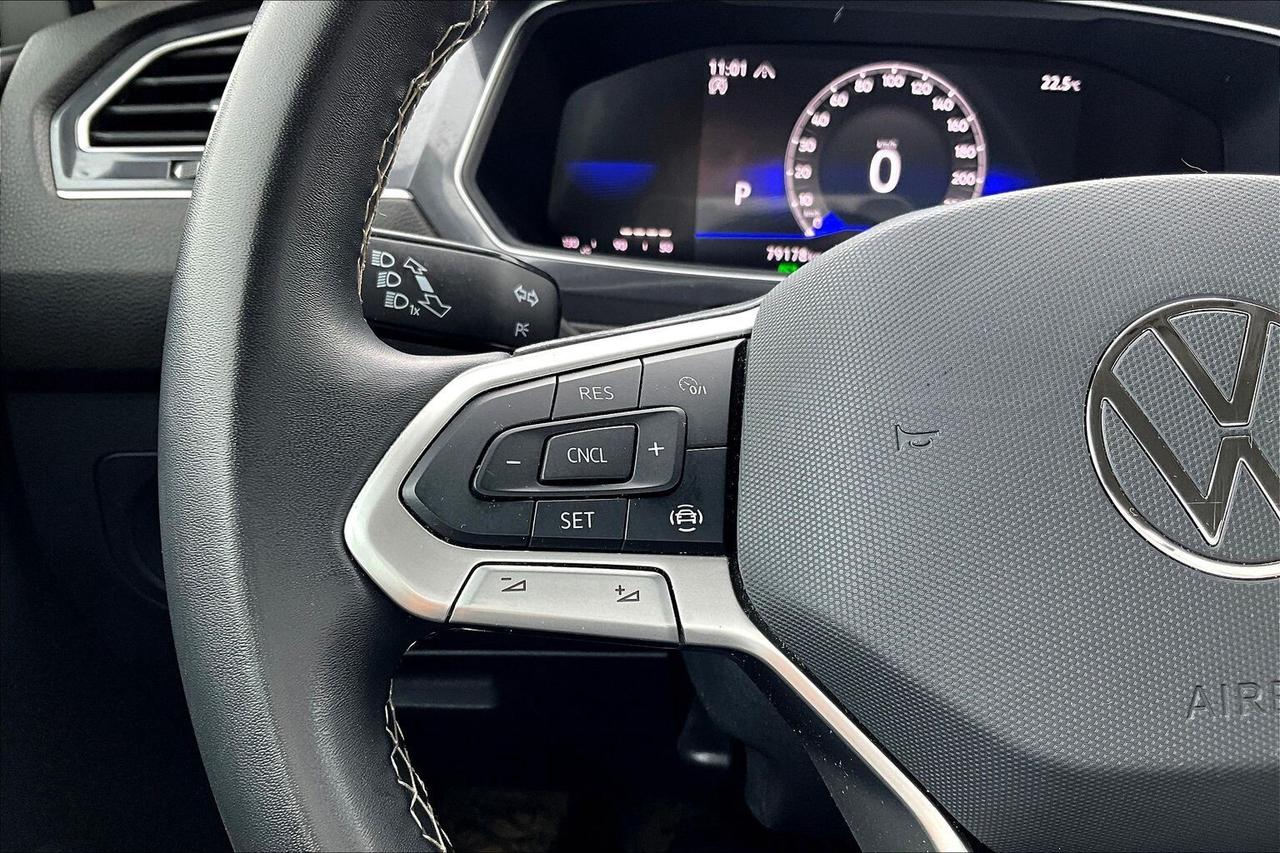 2024 Volkswagen Tiguan  Photo