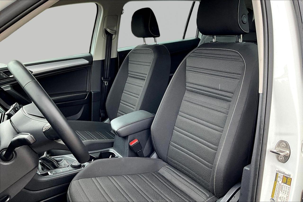 2024 Volkswagen Tiguan  Photo