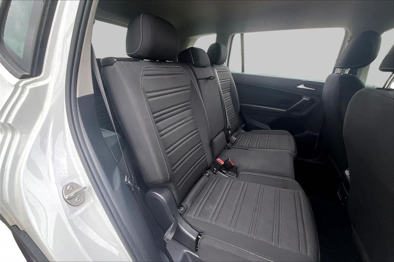 2024 Volkswagen Tiguan  Photo