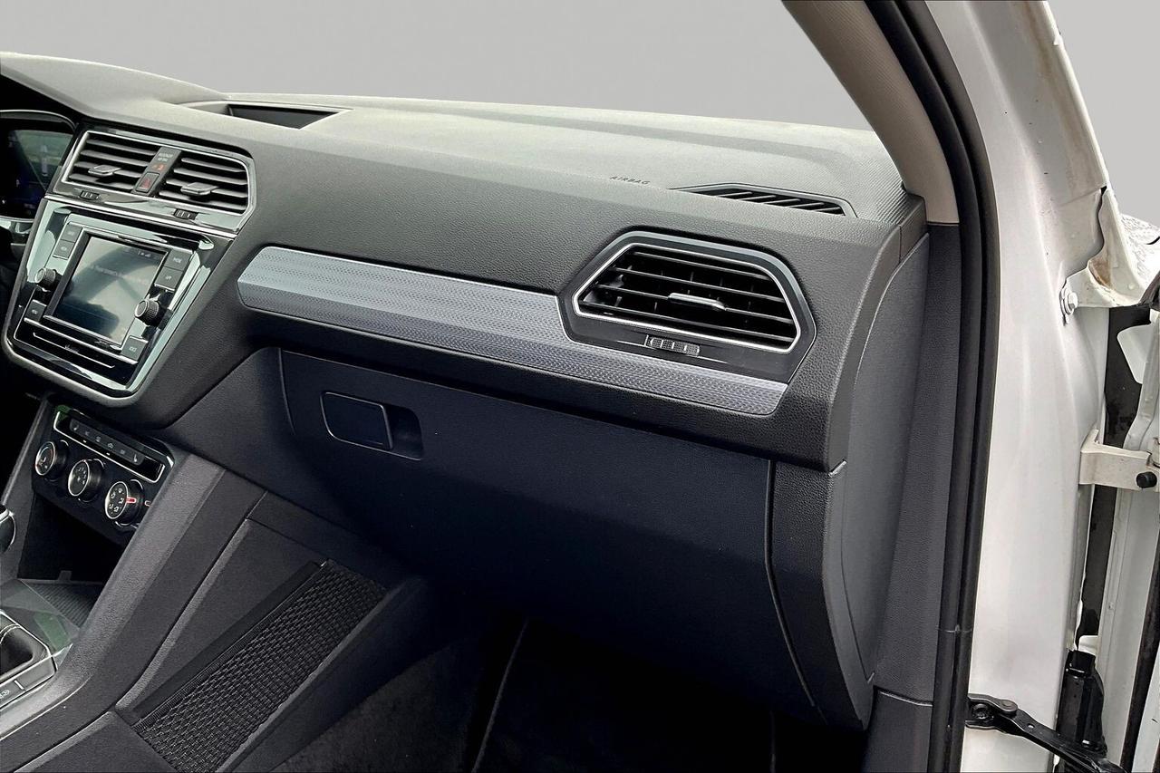 2024 Volkswagen Tiguan  Photo