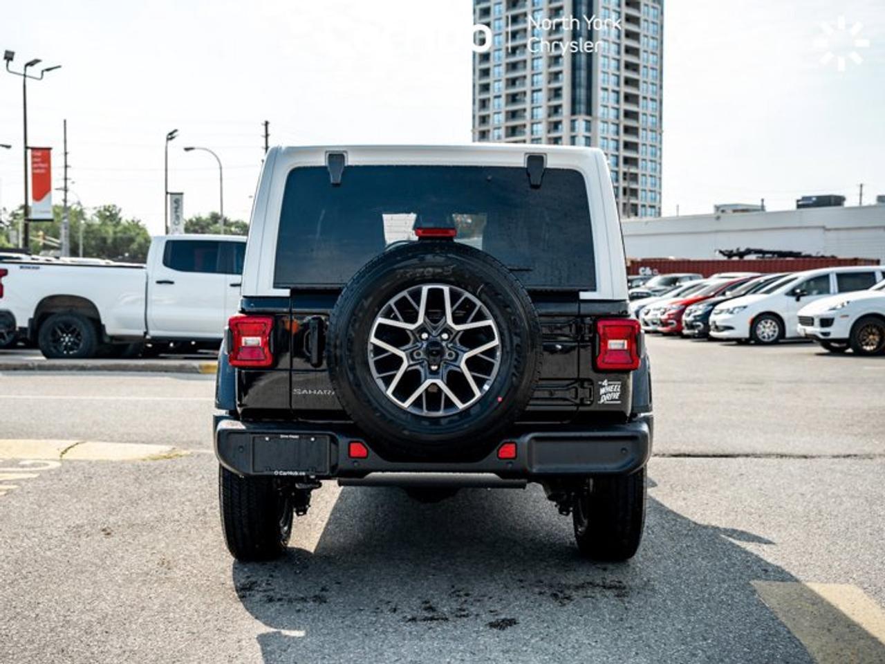 2026 Jeep Wrangler Sahara 4 Door 4x4 Skyroof Safety Group Whitecap Package McKinley Seats Photo