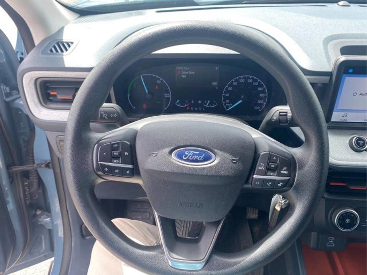 2022 Ford Maverick XLT | Tow Hitch | CarPlay + Android | Rear Camera | Drop-in Bedliner | Alloy Wheels and More ! Photo2