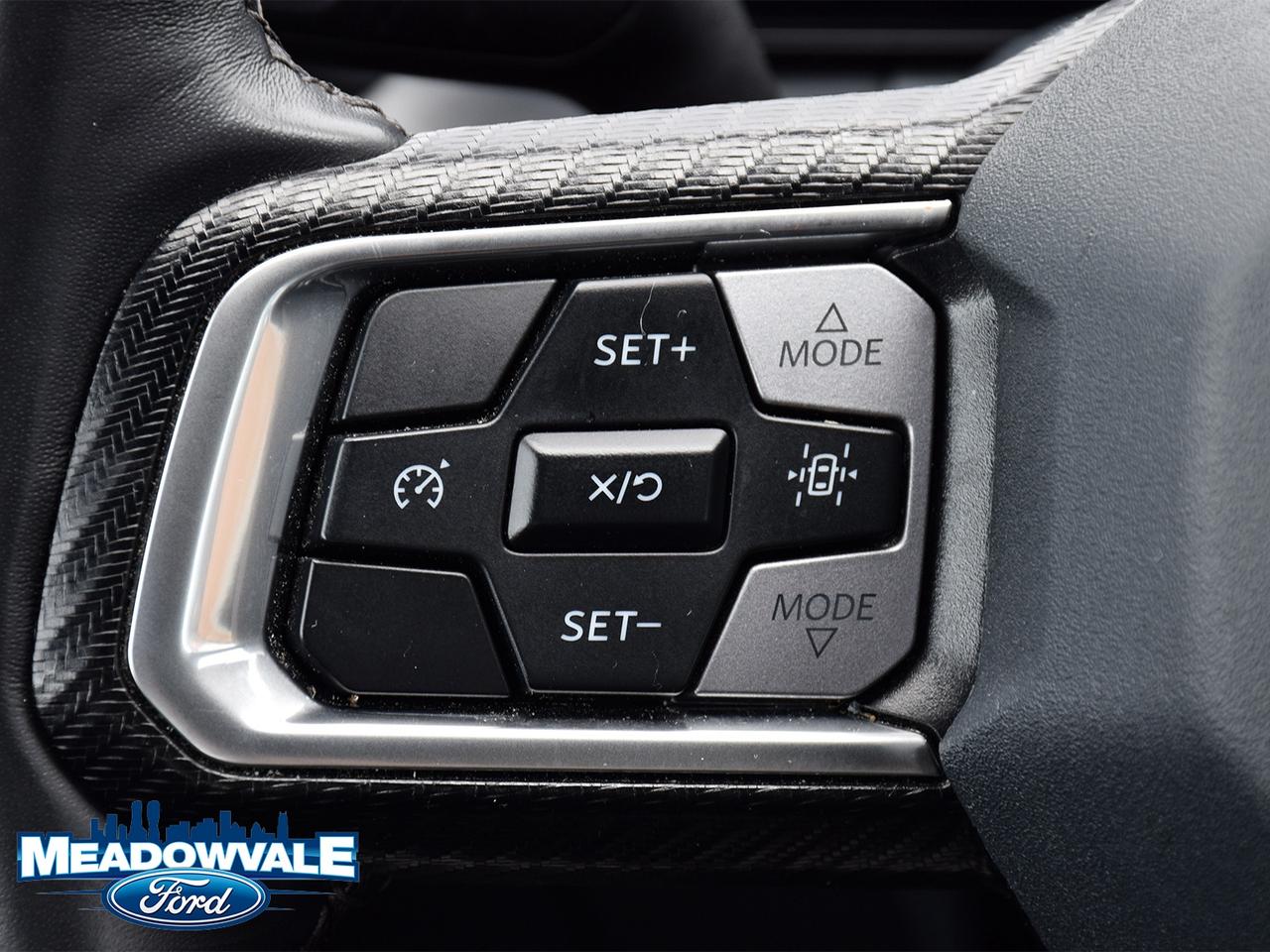 2025 Ford Mustang EcoBoost Premium Photo