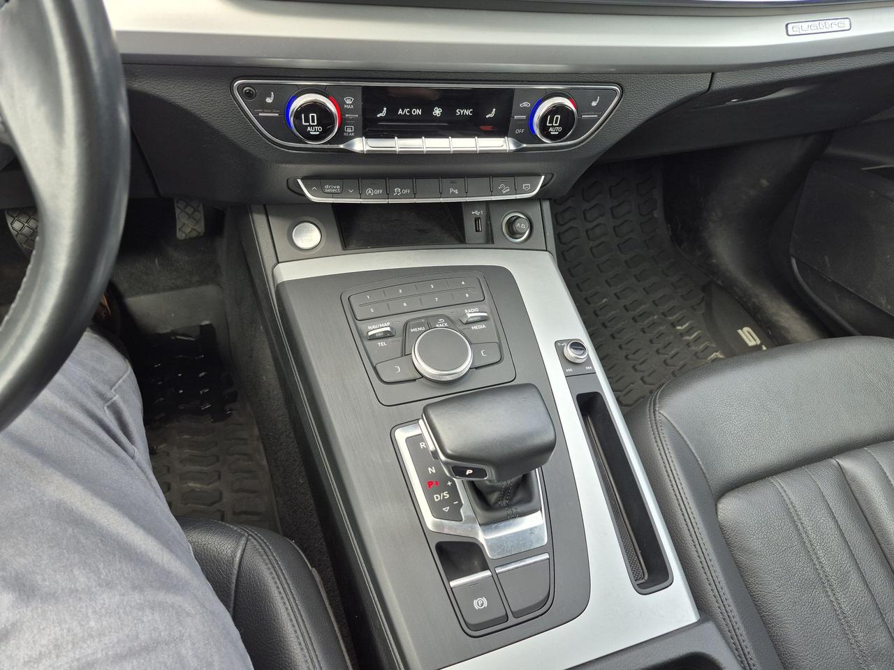 2020 Audi Q5 Komfort Photo