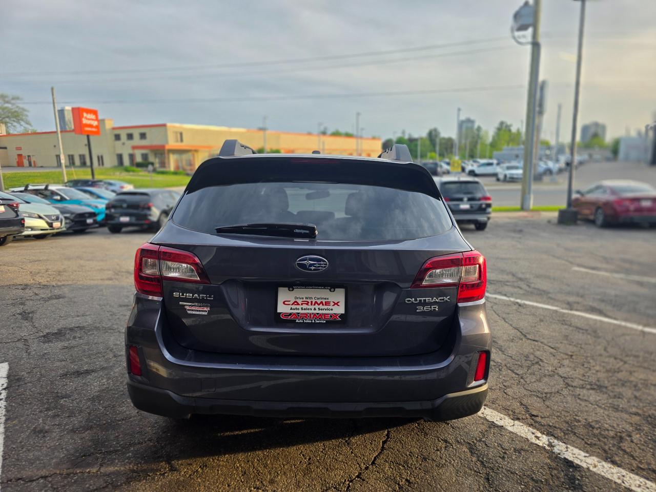 2016 Subaru Outback 3.6R Touring Package 3.6R | Sunroof | BSM | Backup Camera | Heated Seats Photo3