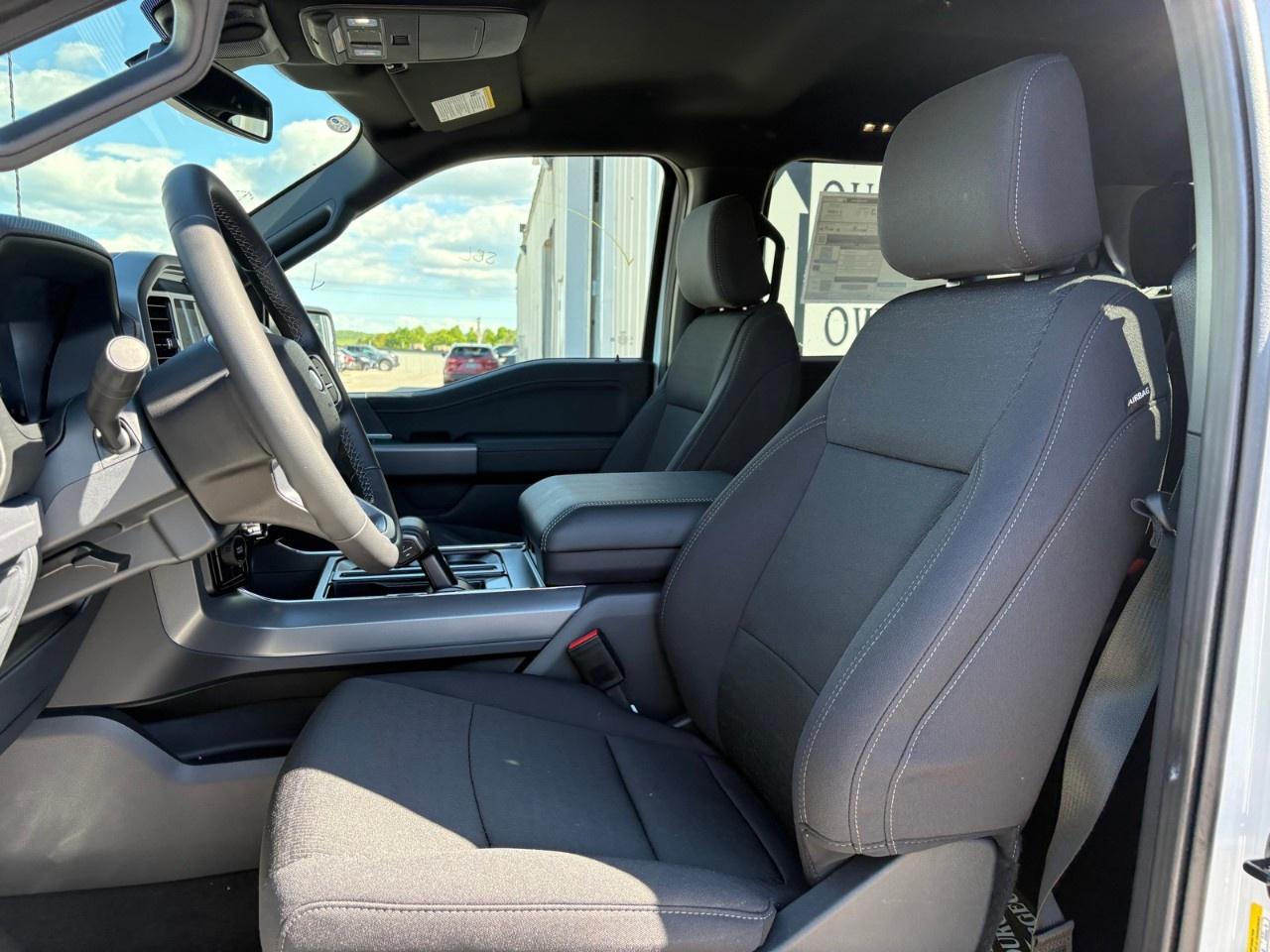 2026 Ford F-150 XLT 4WD SuperCrew 5.5' Box Photo