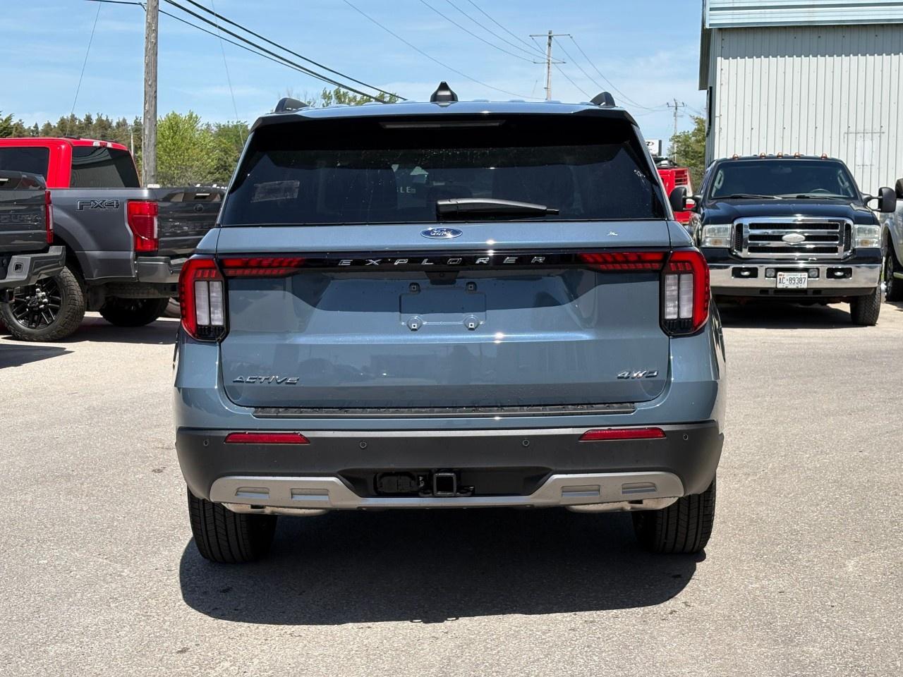 2026 Ford Explorer Active w/200A Pkg 4WD Photo