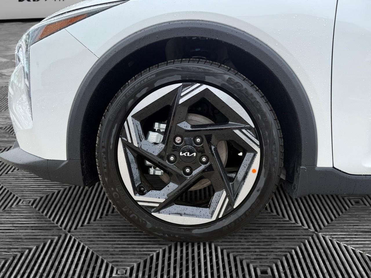 2026 Kia K4 Hatchback  Photo
