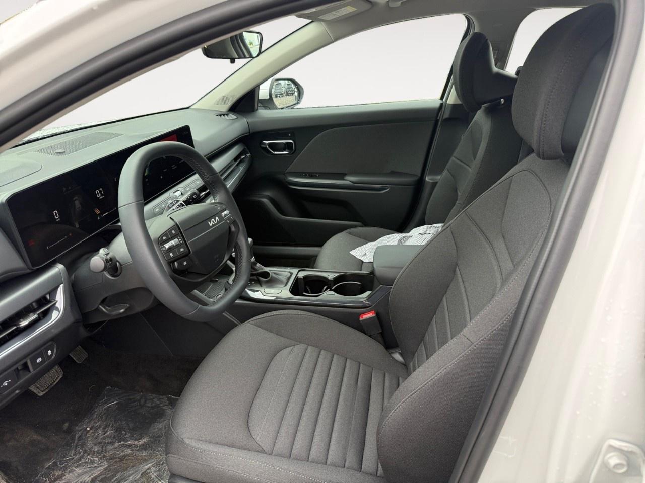 2026 Kia K4 Hatchback  Photo