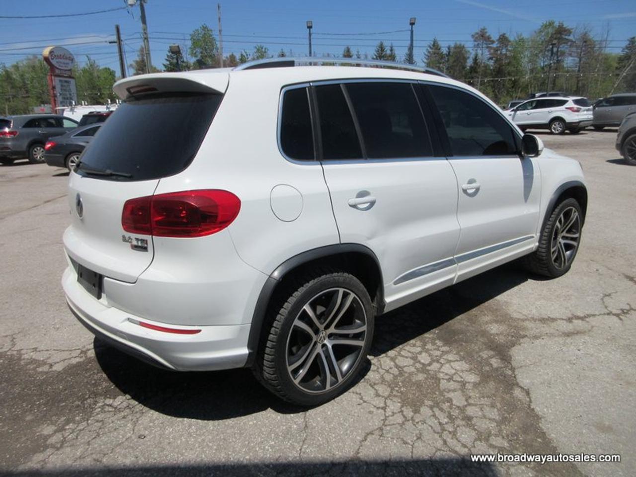2017 Volkswagen Tiguan ALL-WHEEL DRIVE TSI-PACKAGE 5 PASSENGER 2.0L - TURBO.. NAVIGATION.. LEATHER.. HEATED SEATS.. PANORAMIC SUNROOF.. BACK-UP CAMERA.. Photo