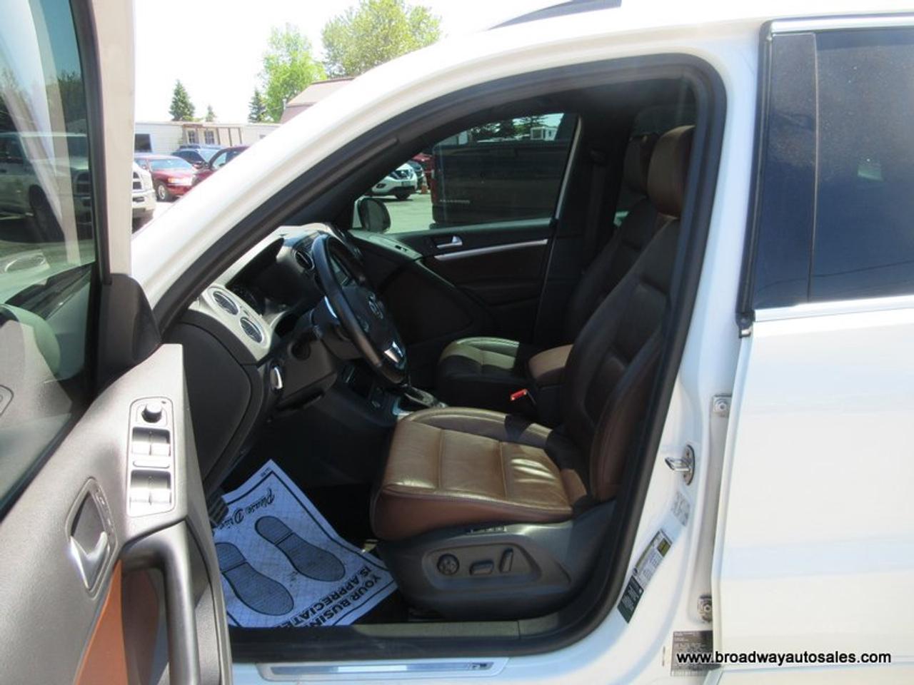 2017 Volkswagen Tiguan ALL-WHEEL DRIVE TSI-PACKAGE 5 PASSENGER 2.0L - TURBO.. NAVIGATION.. LEATHER.. HEATED SEATS.. PANORAMIC SUNROOF.. BACK-UP CAMERA.. Photo