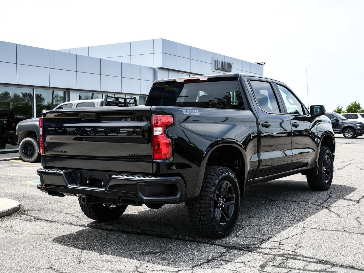 2026 Chevrolet Silverado 1500 Custom Trail Boss Photo