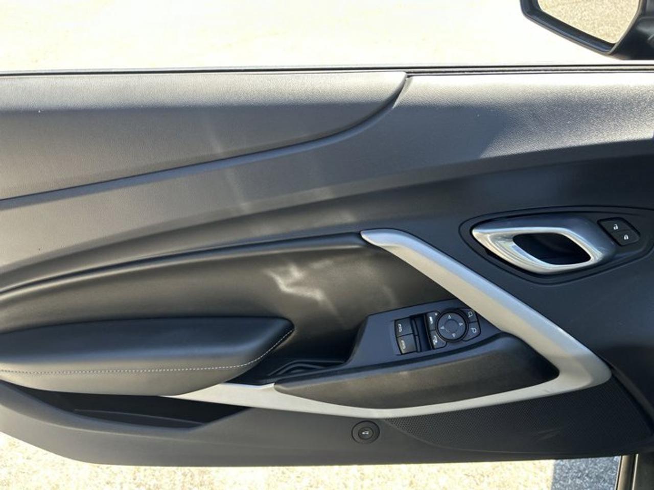 2023 Chevrolet Camaro 1SS | 6.2L V8 | Convertible | Leather Photo