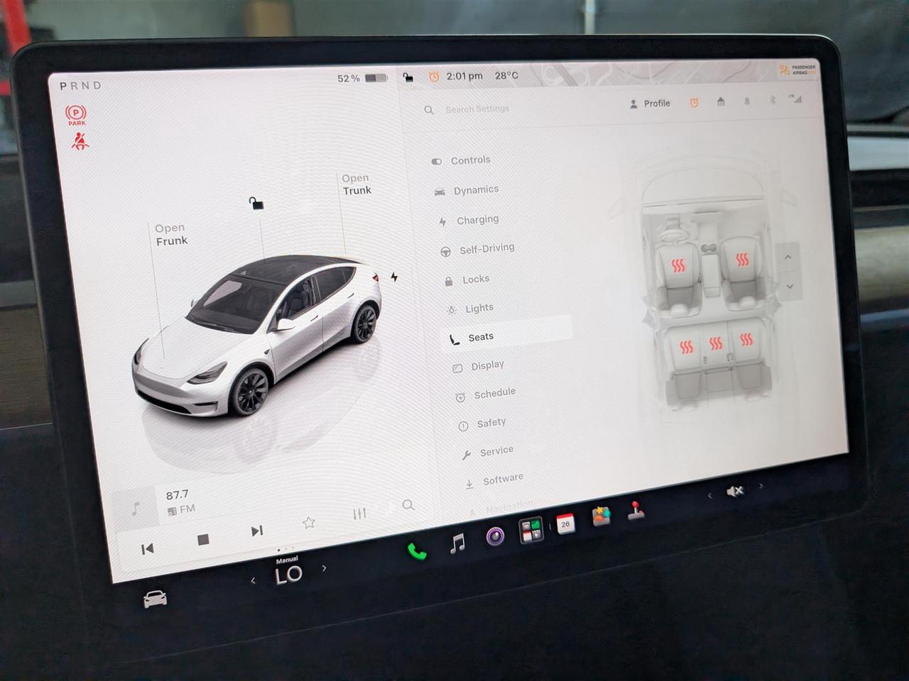2022 Tesla Model Y LONG RANGE AWD - DUAL MOTOR Photo