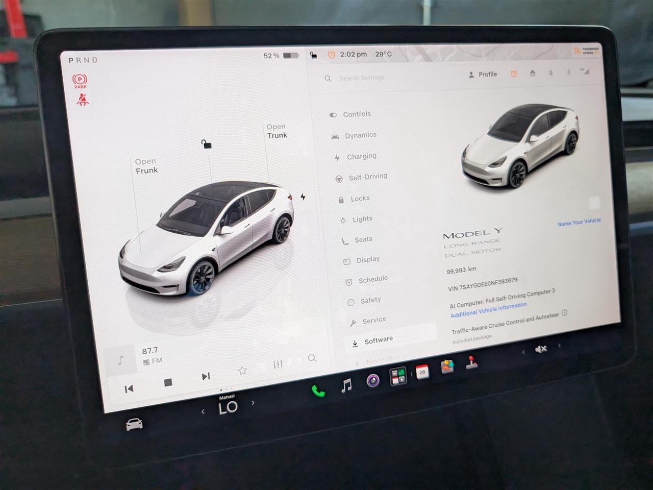 2022 Tesla Model Y LONG RANGE AWD - DUAL MOTOR Photo