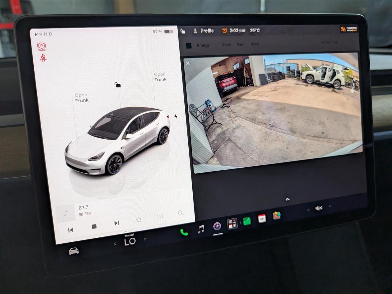 2022 Tesla Model Y LONG RANGE AWD - DUAL MOTOR Photo