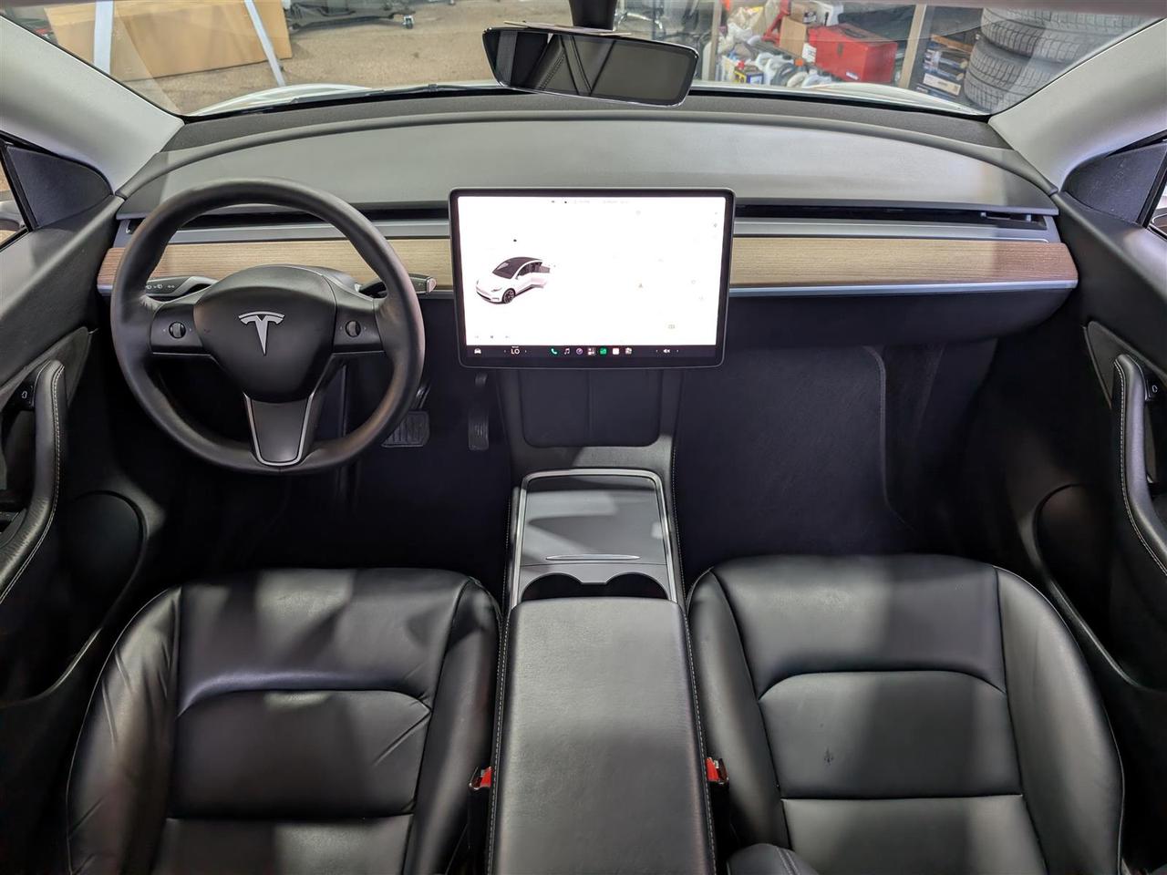 2022 Tesla Model Y LONG RANGE AWD - DUAL MOTOR Photo